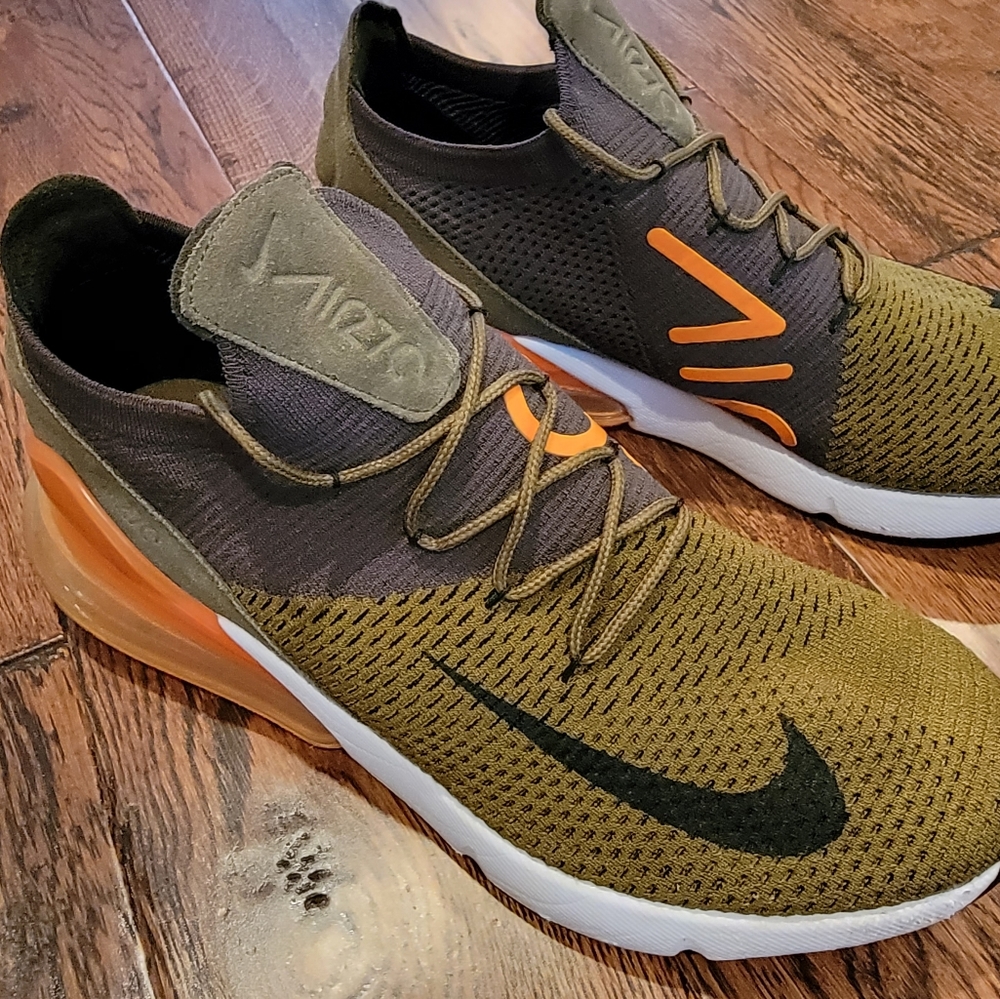 Nike 270 Flynit shoes, men's 12